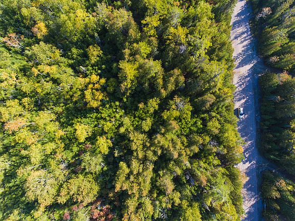 4th image of Presque Isle Park Dr