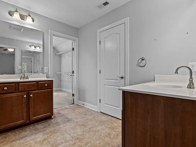768 Riverbirch Dr — Photo 28