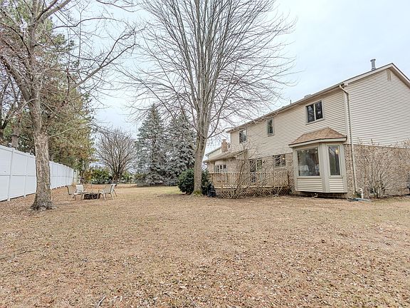 4th image of 34508 Marina Ct