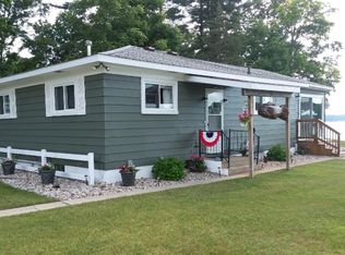 5331 Front St, Newaygo, MI 49337