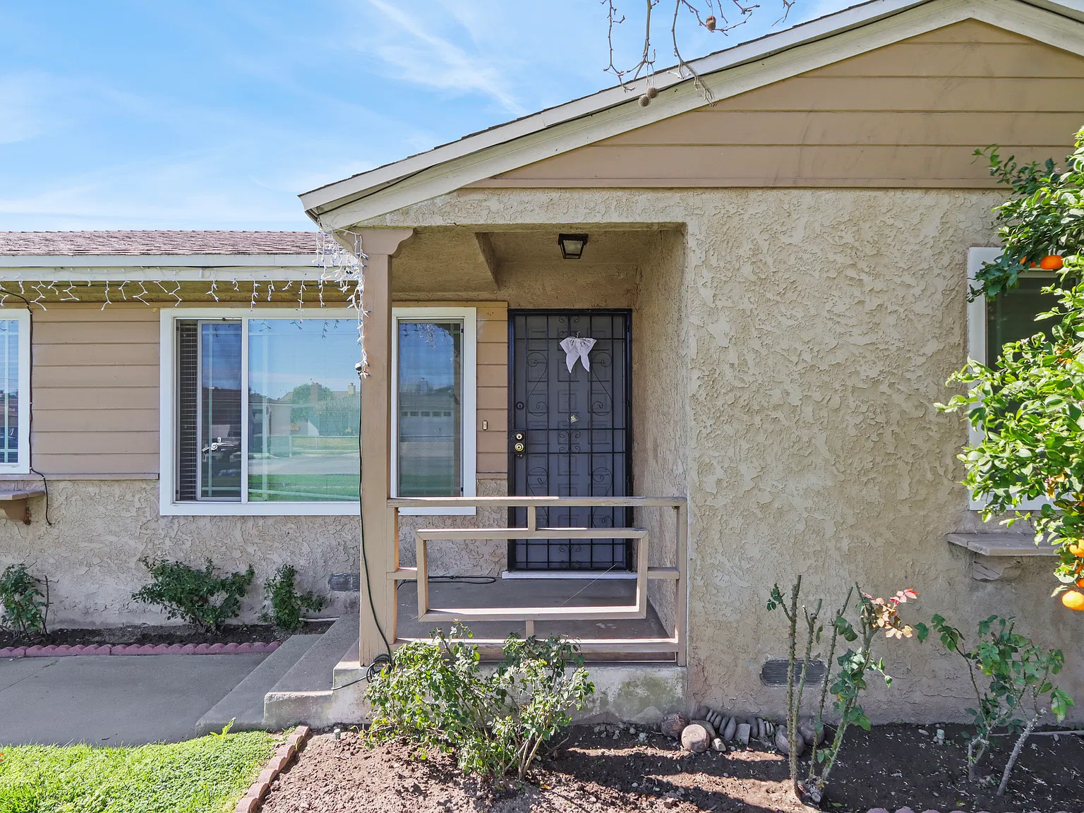 Cypress Ave, Fontana — Photo 2