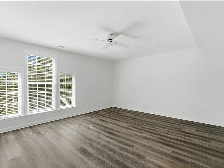 1304 Garden Wall Cir #F — Photo 11