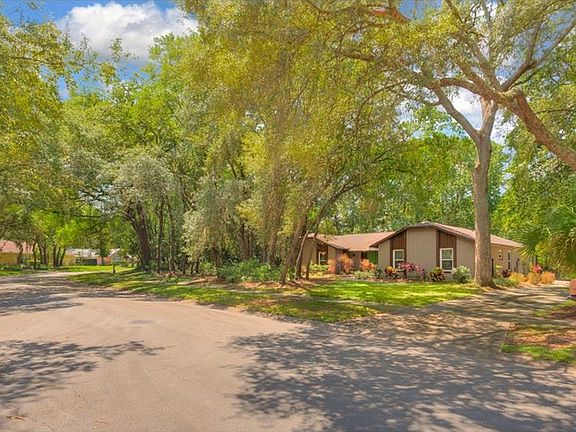 4th image of 717 Sybilwood Cir