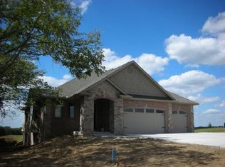 12064 Granite Ct, Rockton, IL 61072