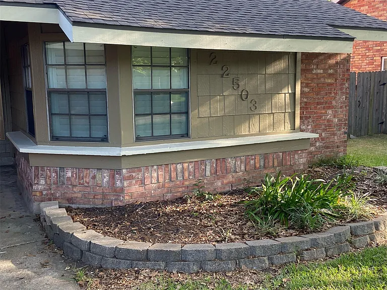 22503 Dabney Manor Ln — Photo 6
