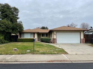 1832 Milpas Ln, Modesto, CA 95355