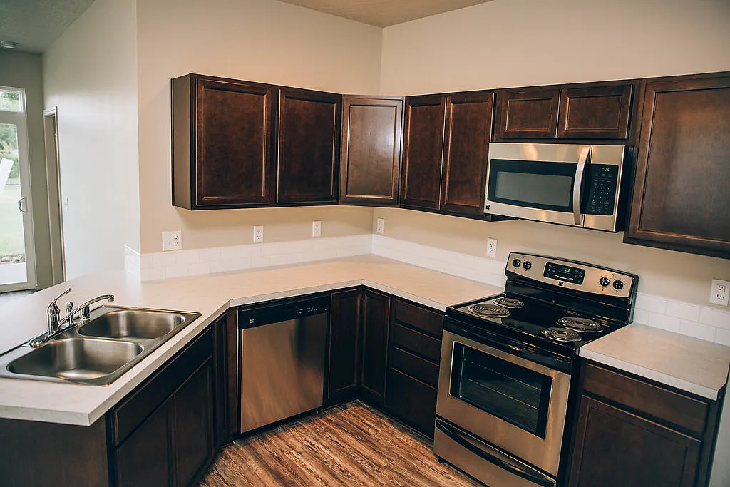 SZ - 303 South Marigold Lane - 1 — Photo 3