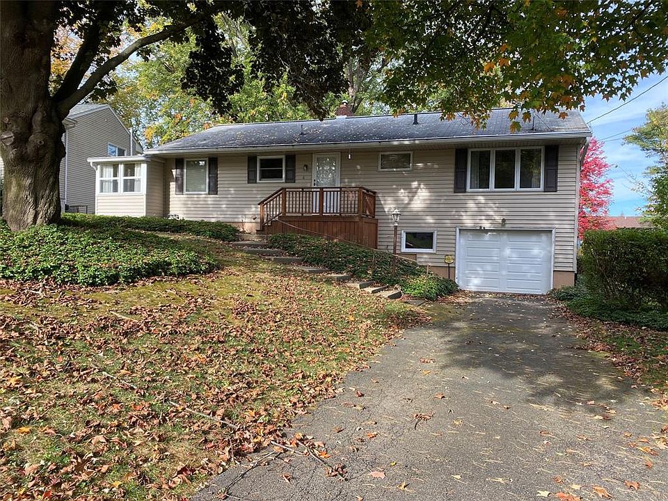 1st image of 6 Normandy Ct