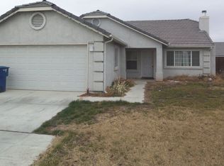 5493 E Kaviland Ave, Fresno, CA 93727