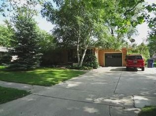 1902 Rapanos Dr, Midland, MI 48642