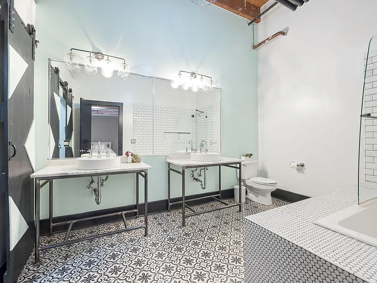 1101 W Lake St #3C — Photo 14