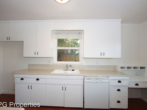 5th image of 11631 Gail Ln