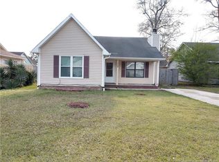 508 Hollyberry Ln, Fayetteville, NC 28314