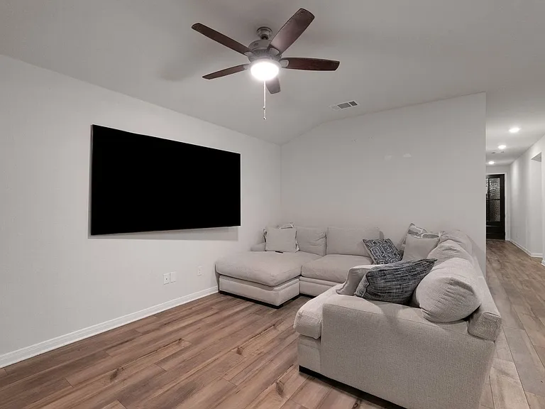 3025 Charyn Way — Photo 15