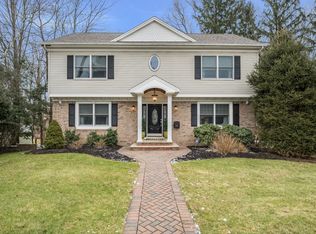 132 Maple St, Ramsey, NJ 07446