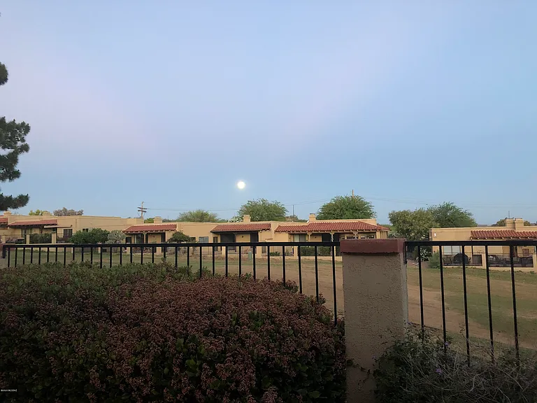 791 E Camino Corrida — Photo 40
