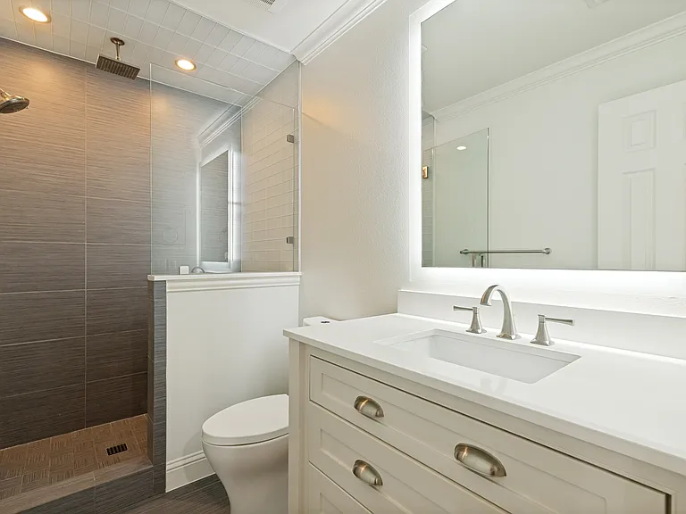 6900 Laramie Dr — Photo 18
