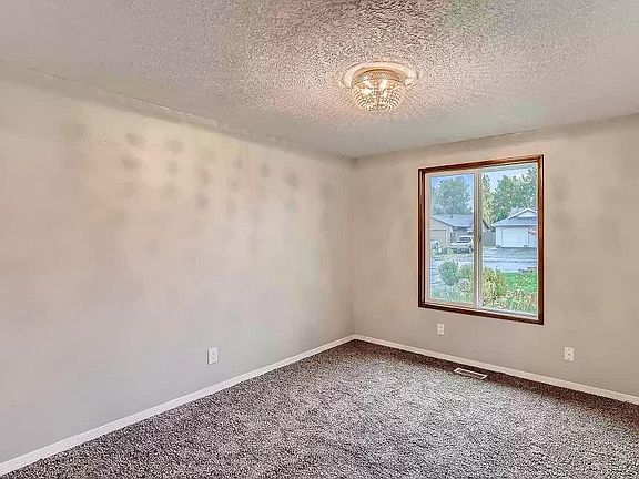 2nd image of 30617 Shoreline Dr