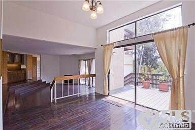 2nd image of 3042 Franklin Canyon Dr