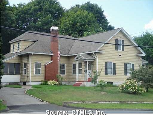 2nd image of 933 Watertown Ave