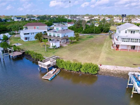 8934 Rocky Creek Dr #21, Tampa, FL 33615