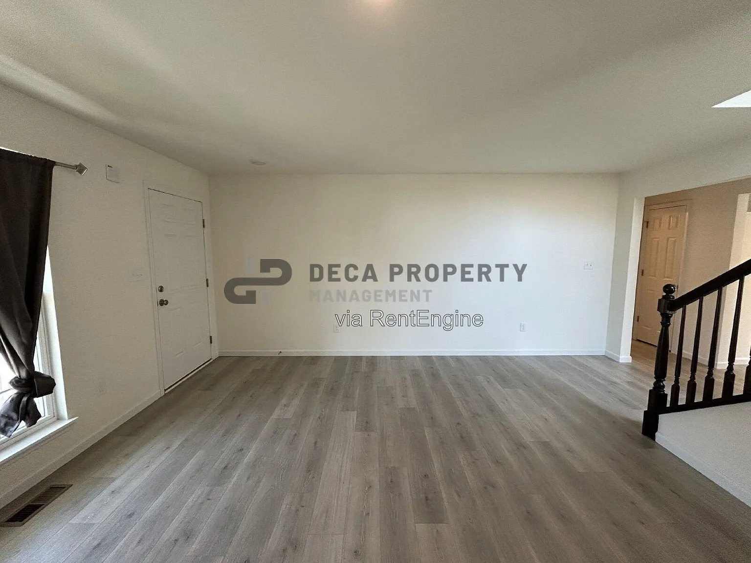 4 bed, 2.5 bath, 1998 sqft, $2,500 — Photo 3