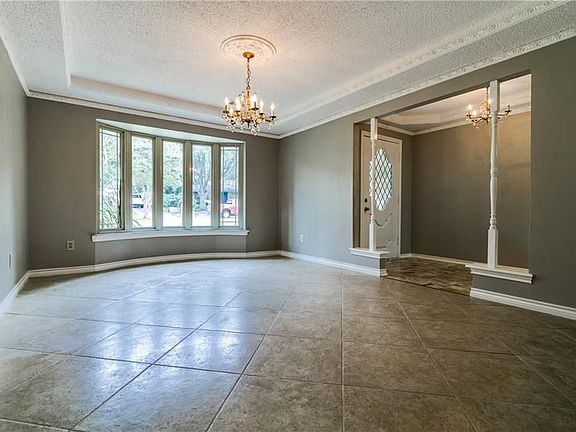 5th image of 406 Cashmere Dr