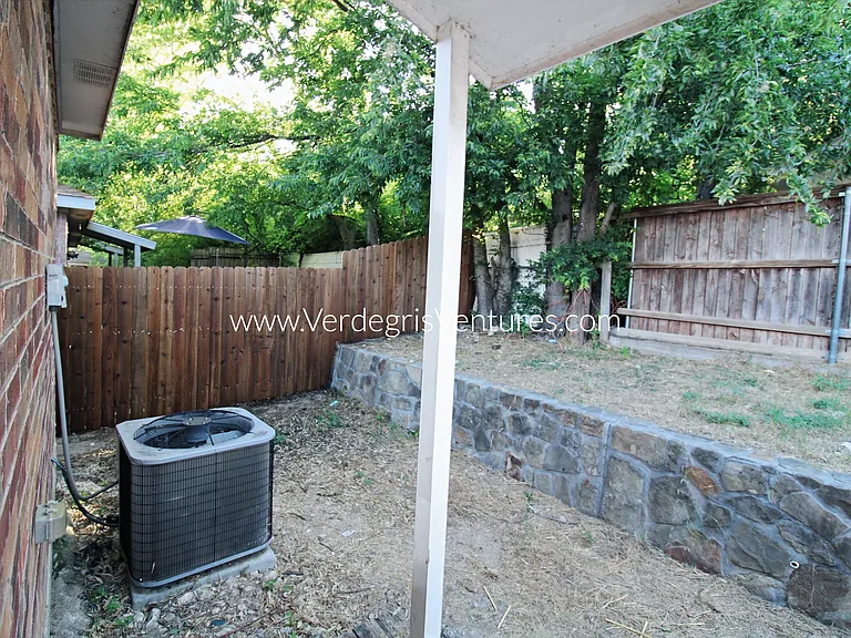 7609 Novella Dr — Photo 14