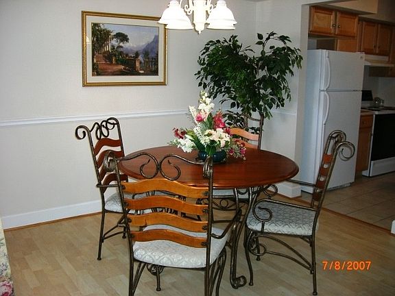 3rd image of 402 Jorpark Cir