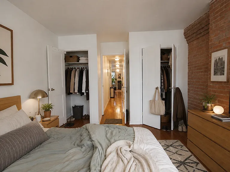 417 W 48th St #4W — Photo 3