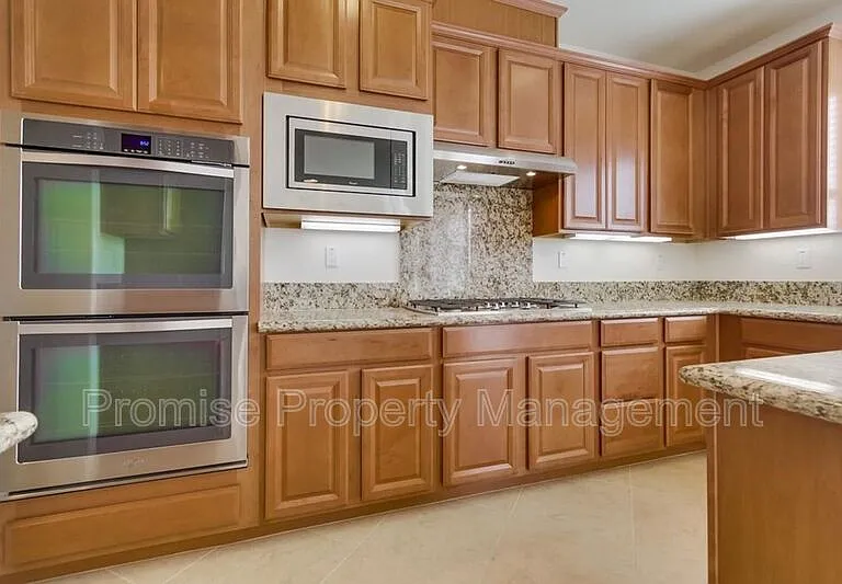 5514 Lipizzaner Cir — Photo 14