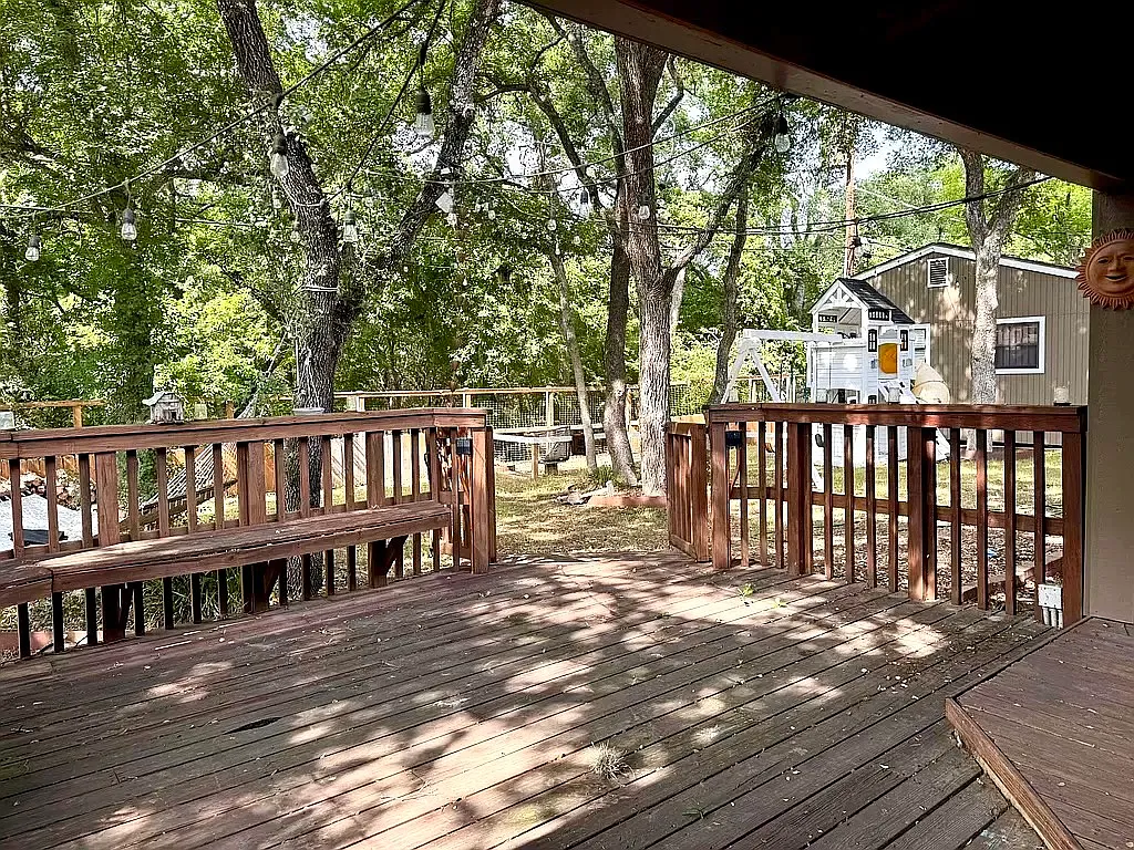 3423 Trailway Park St — Photo 3