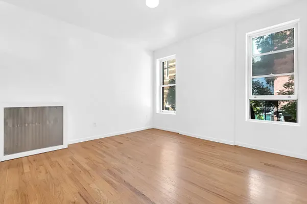 Rented by Compass | media 11