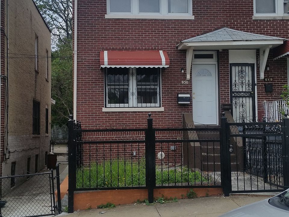 1st image of 951 E 231st St