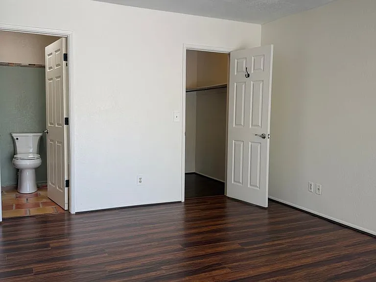 5213 N Tigua Dr — Photo 14