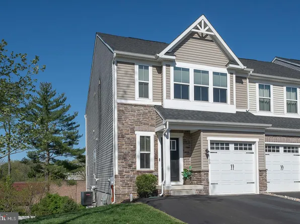 100 Azalea Dr, Downingtown, PA 19335