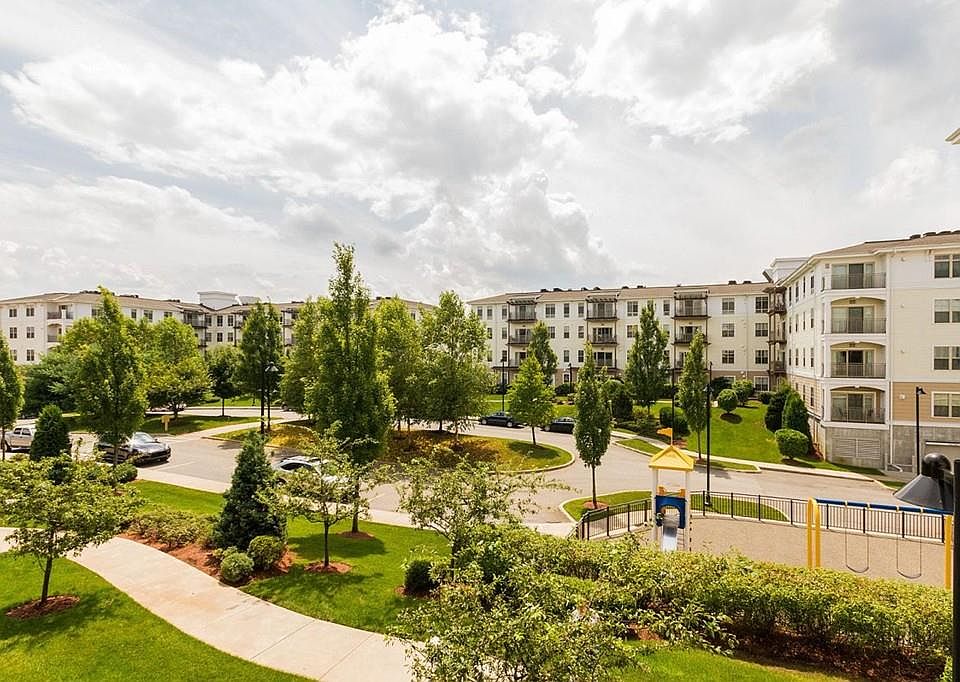 1st image of 5 Repton Cir Unit 5201