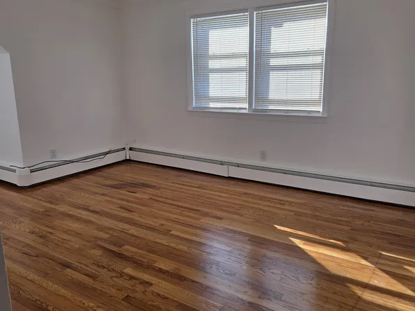 (undisclosed Address), Linden, NJ 07036