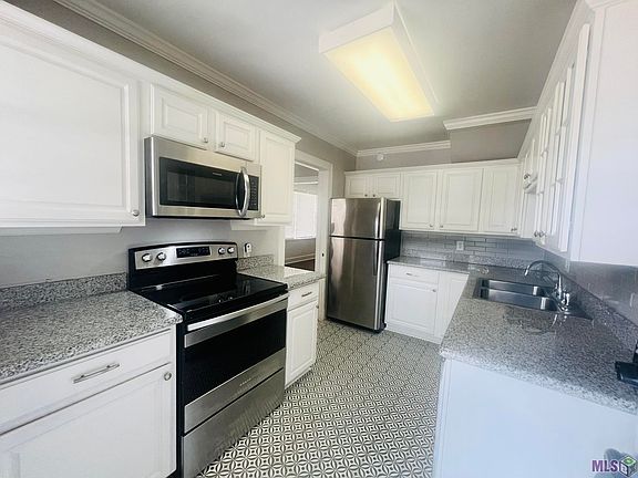2nd image of 712 Carol Marie Dr #712