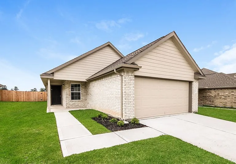 309 Pronghorn Dr — Photo 1