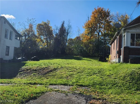 637 Lee Ave, Youngstown, OH 44502