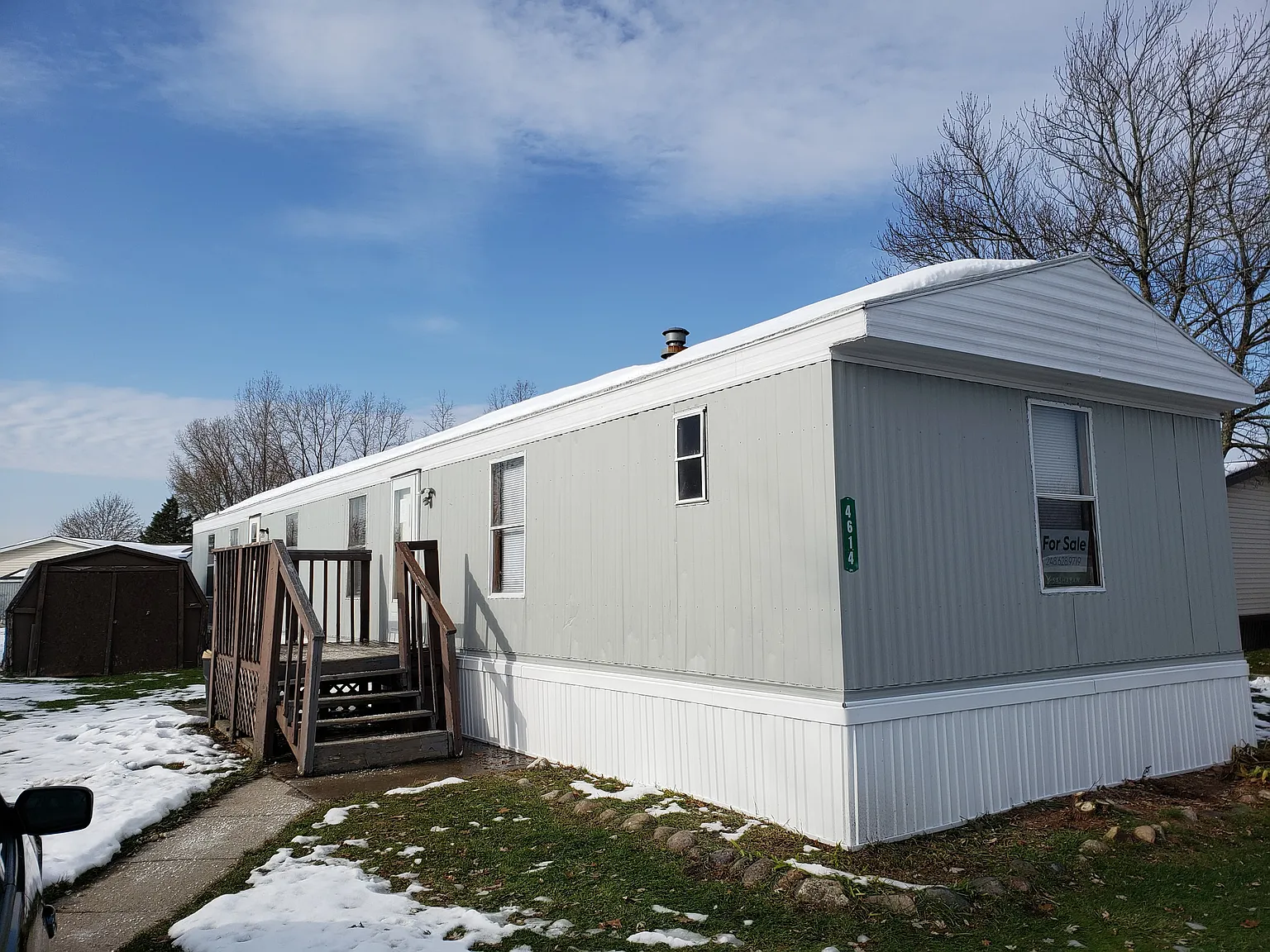 4614 Hemlock Loop photo 1