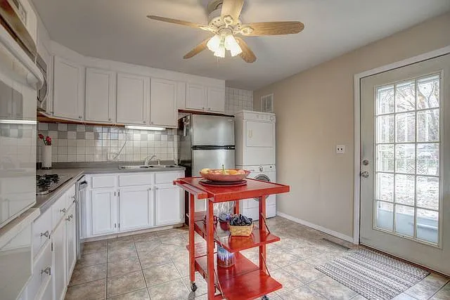 1406 Centennial Dr — Photo 10