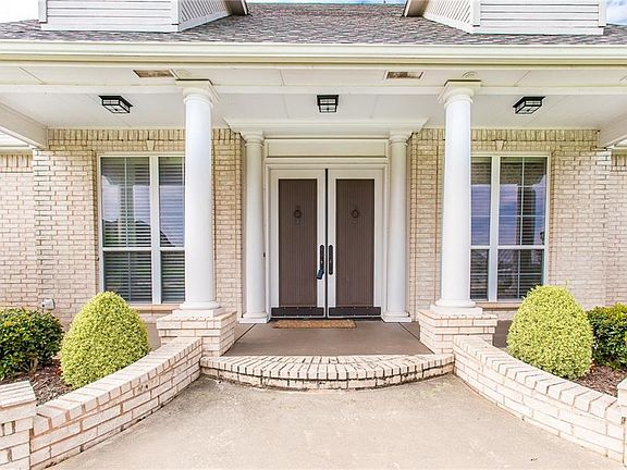 5th image of 3916 SE 41st Pl