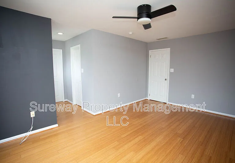 605 Doral Dr — Photo 20