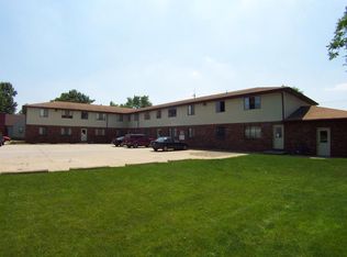 306 N Pease St APT 8, Tolono, IL