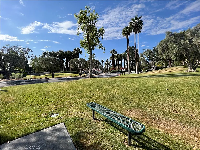 2801 E Los Felices Cir #D117 — Photo 31