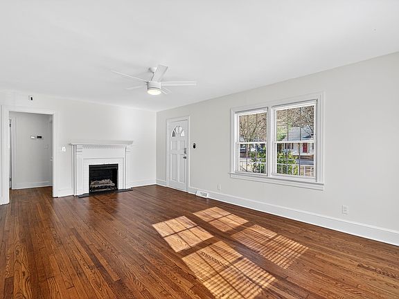5th image of 111 Oakleaf Dr