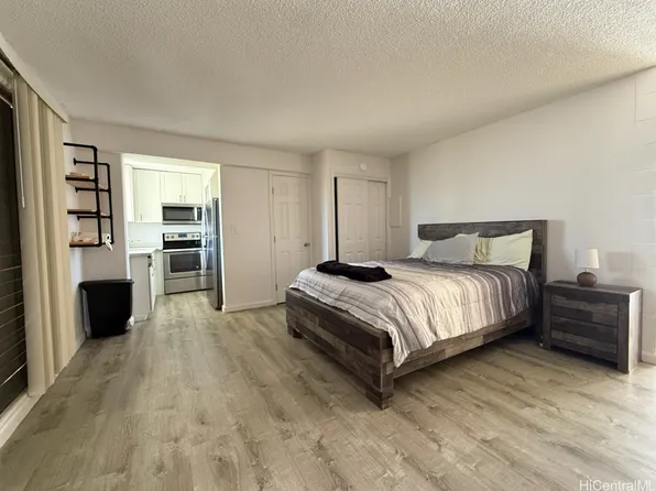 1099 Green St #A503, Honolulu, HI 96822