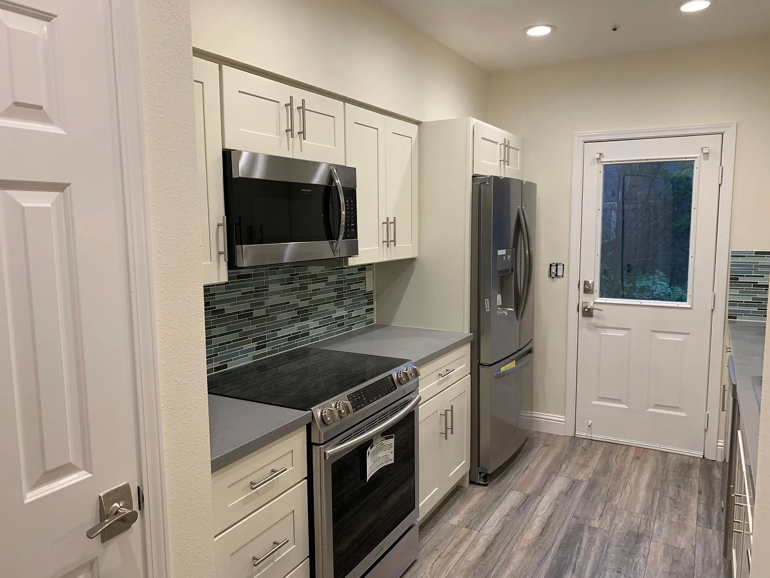 43 Parkview Cir photo 1